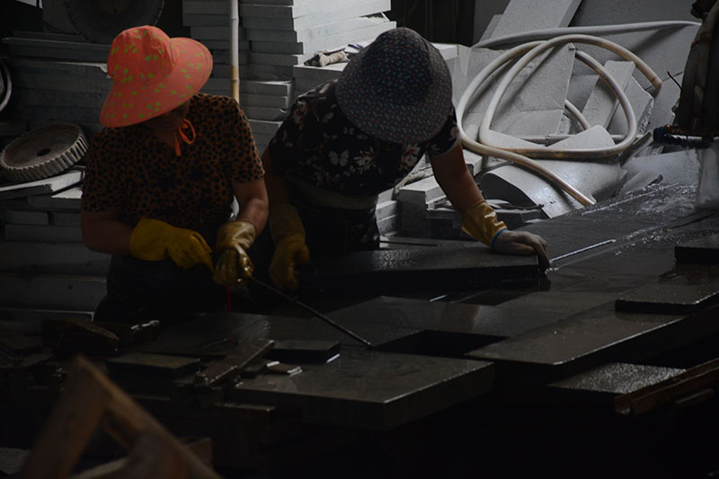 石材行業(yè)里的女人，巾幗不讓須眉 能頂半邊天