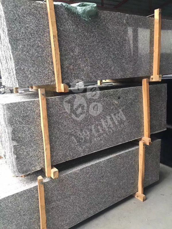 【鴻福興石業(yè)】新老礦G654#芝麻黑大量荒料成品供應