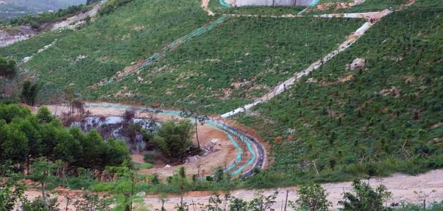 漳浦問題礦山生態圓滿修復，全縣石材企升級27家企業復電復產，獲中國環境報好評